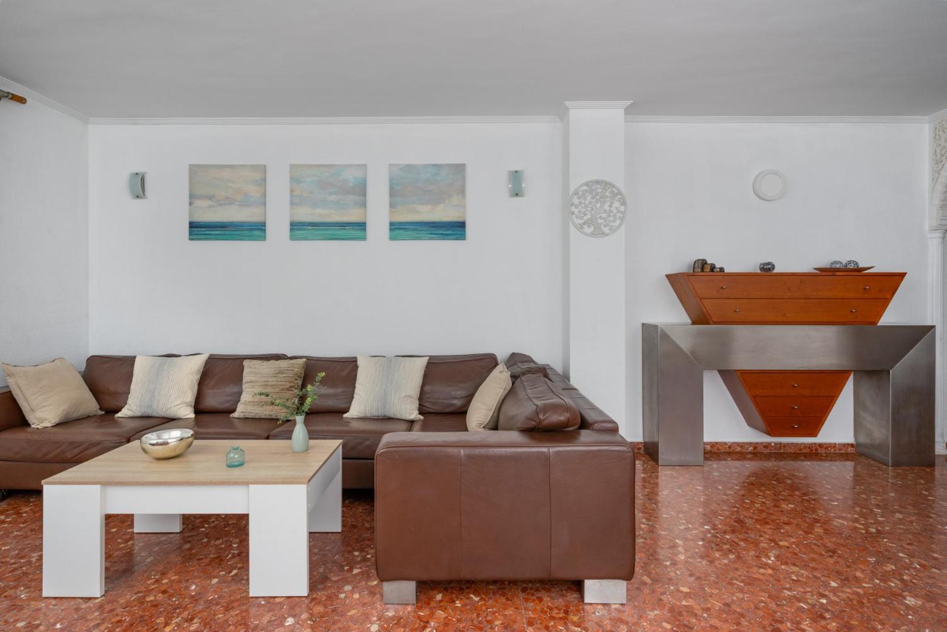 Beachfront, Two Bed- & Bathrooms, Private Parking ฟูเอนฮิโรลา ภายนอก รูปภาพ