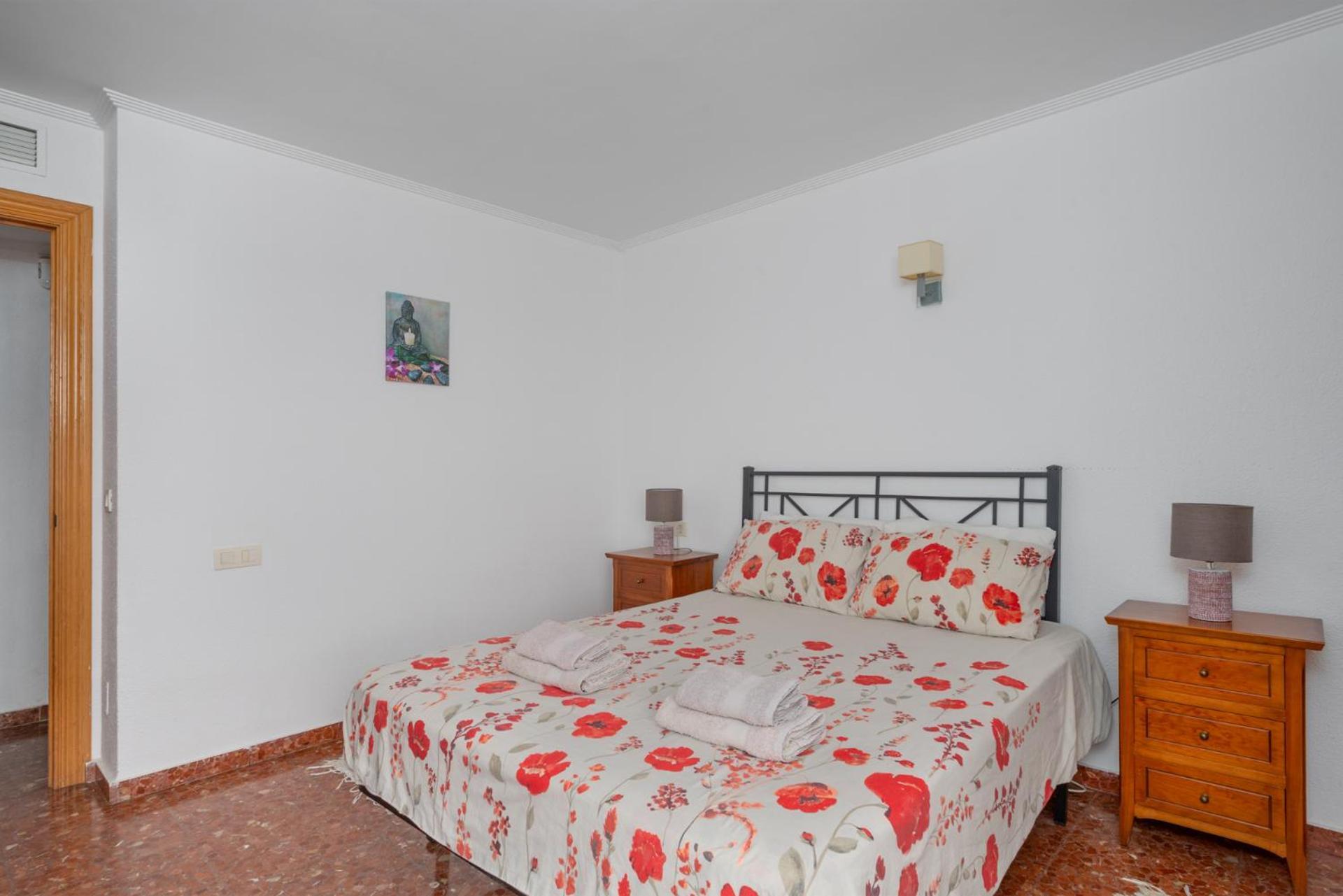 Beachfront, Two Bed- & Bathrooms, Private Parking ฟูเอนฮิโรลา ภายนอก รูปภาพ